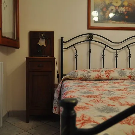 Rosy Fiusco Villa *